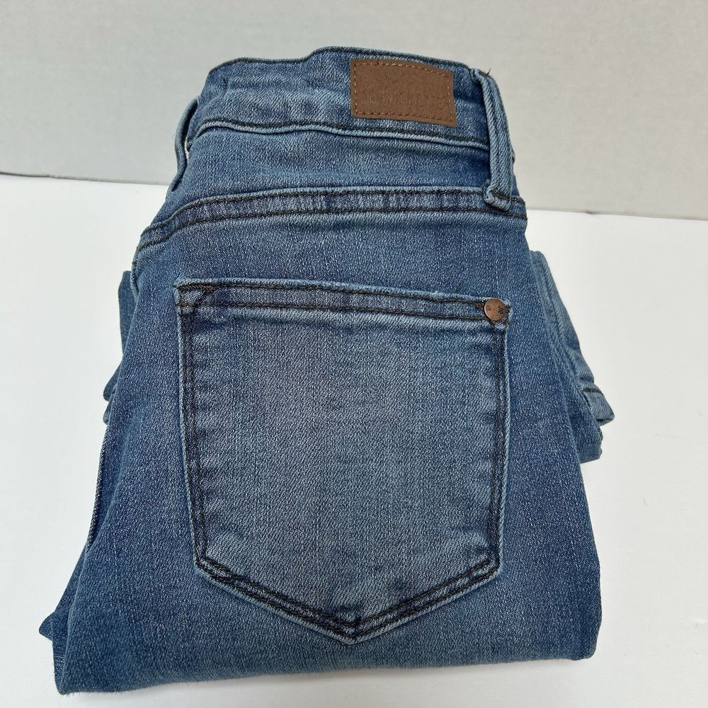 Judy Blue Mid-Rise Plaid‎ Patch Bootcut Denim Jeans Size 0/24 Style #88696